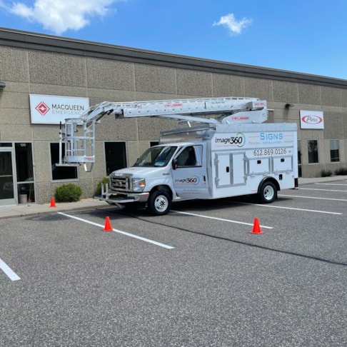 Custom Signs & Signage | Property Management