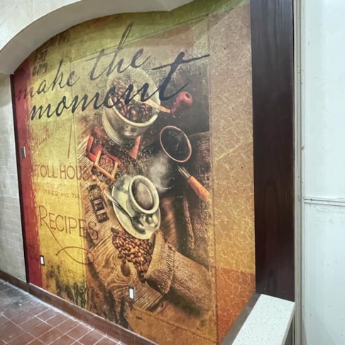 Wall Murals & Graphics