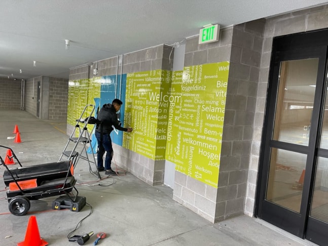 Wall Murals & Graphics