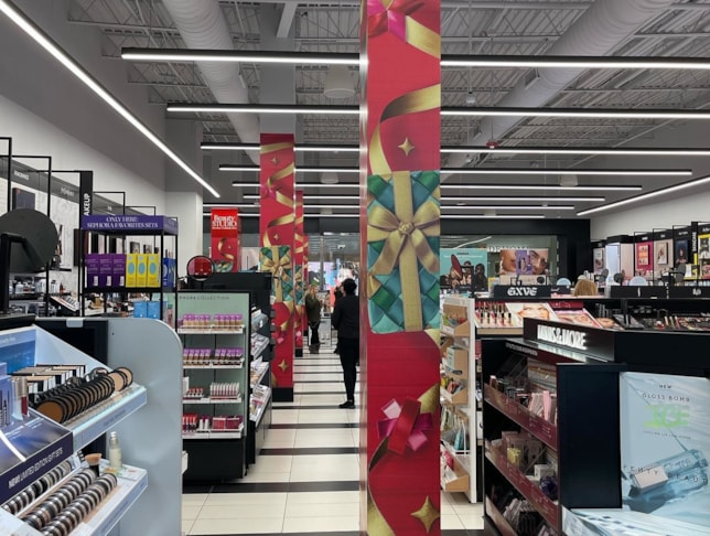 Wall Murals & Graphics