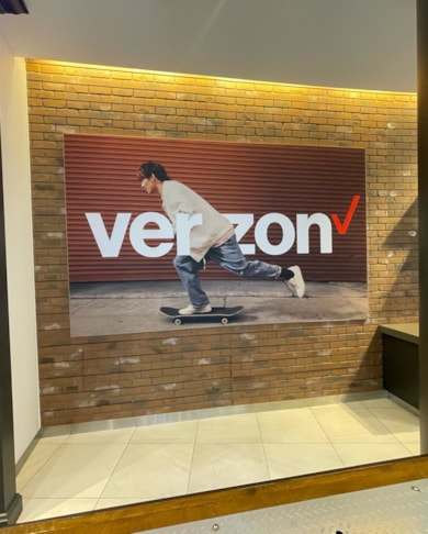 Wall Murals & Graphics