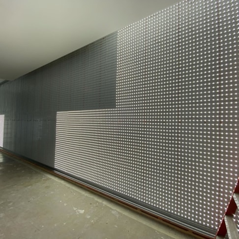 Digital & Interactive Signs and Displays