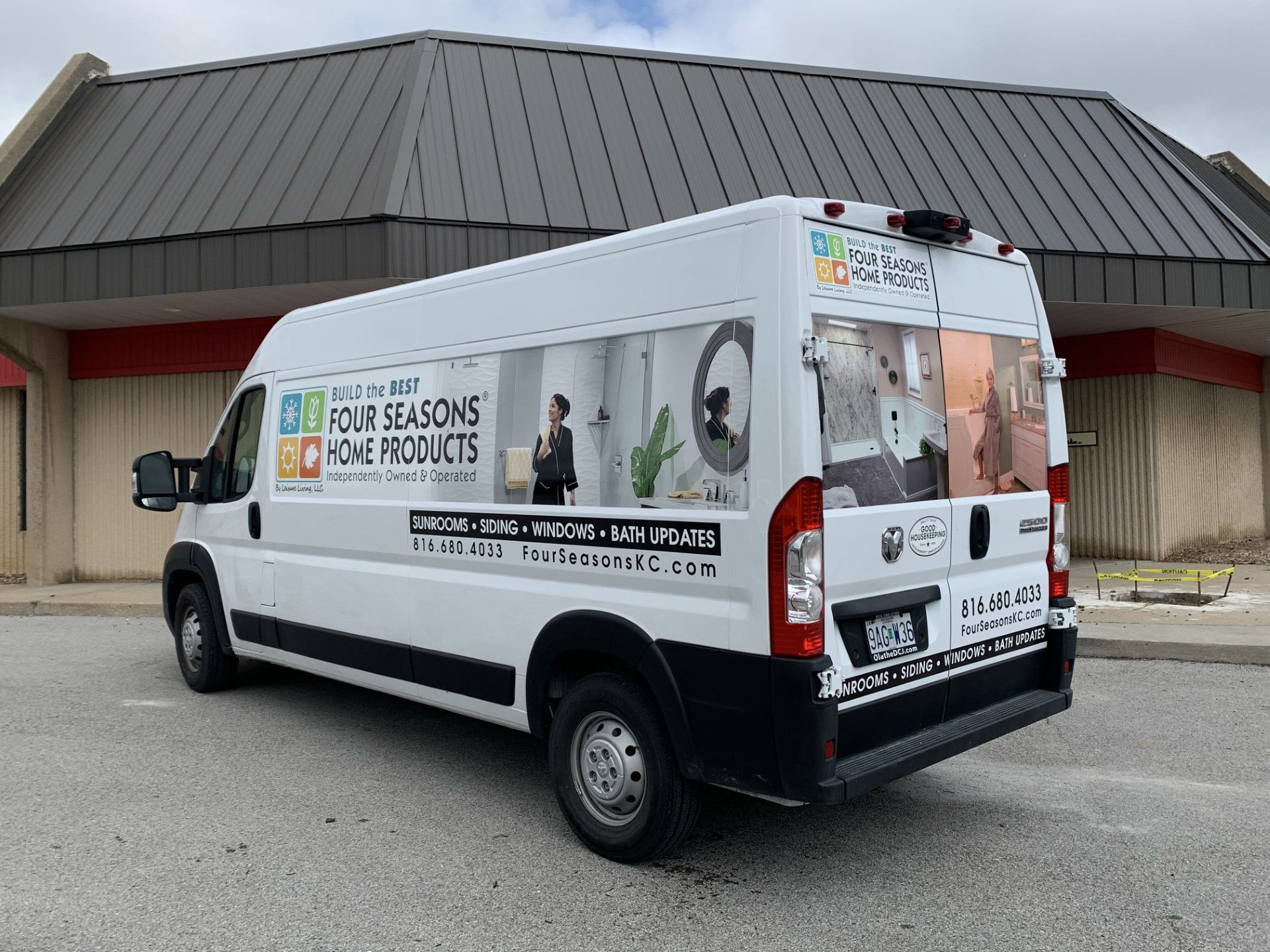 Project Spotlight - Four Seasons Fleet Graphics