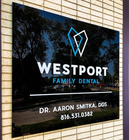 3D Signs & Dimensional Letters & Logos