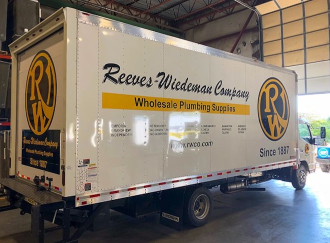 Fleet Graphics for Reeves-Wiedeman in Kansas City, Missouri