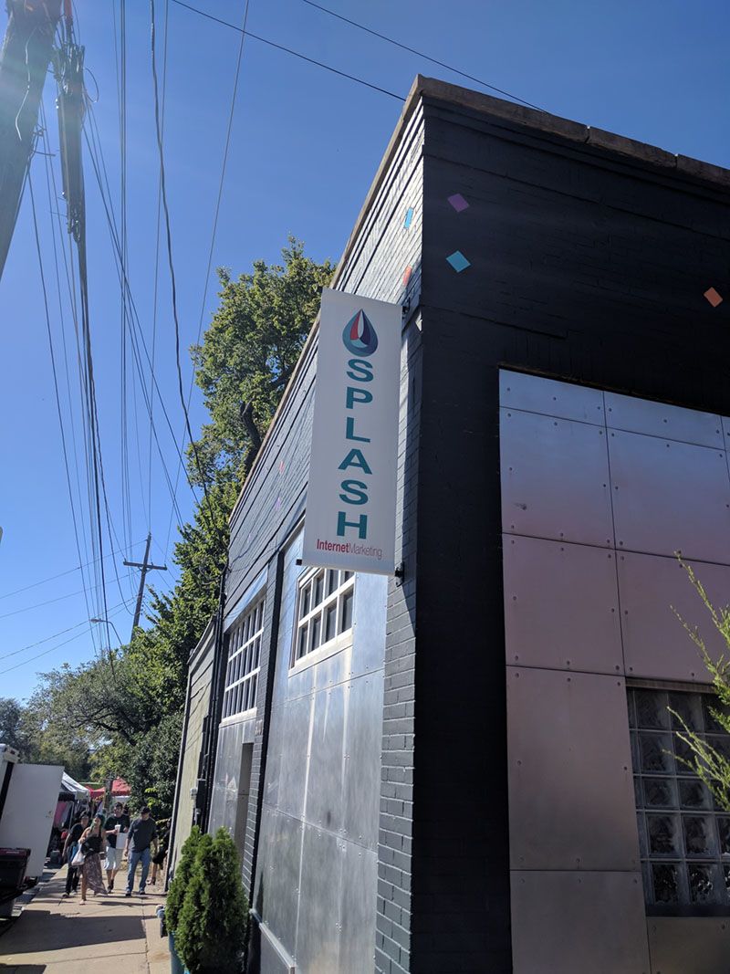 Exterior Double-sided Pole Banner for Splash Internet Marketing in Kansas City, Missouri