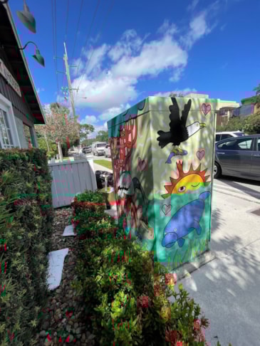 Custom Decals, Wraps & Lettering