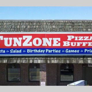 - Image360-Lexington-KY-Lightbox-Restaurant-FunZone