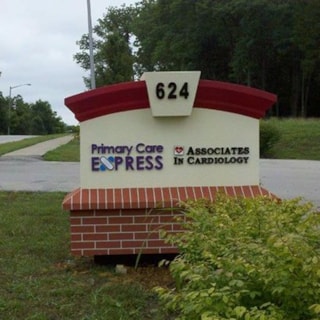 - Image360-Lexington-KY-Monument-Signage-Healthcare-Primary-Care-Express
