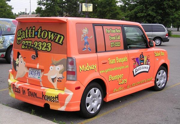  - Image360-Lexington-KY-Vehicle-Graphics-Full-Wrap-Restaurant-Gatti-Town