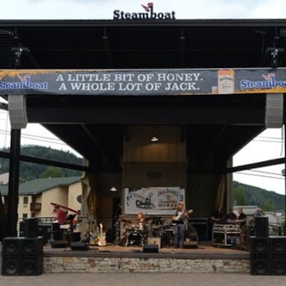 - Image360-Littleton-CO-Mesh-Banners-Entertainment-Steamboat