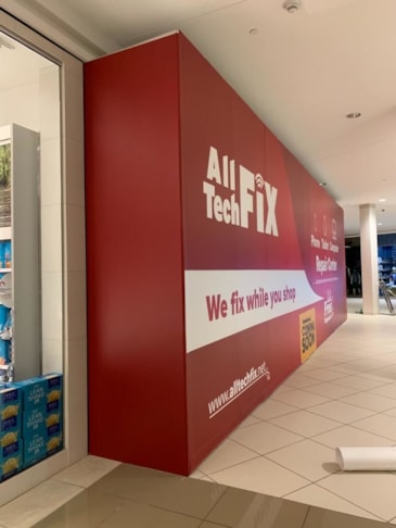 Barricades, Caution Tape & Queuing Line