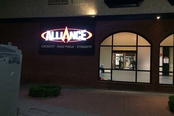  - Image360-MDR-IlluminatedPylonSigns-Fitness