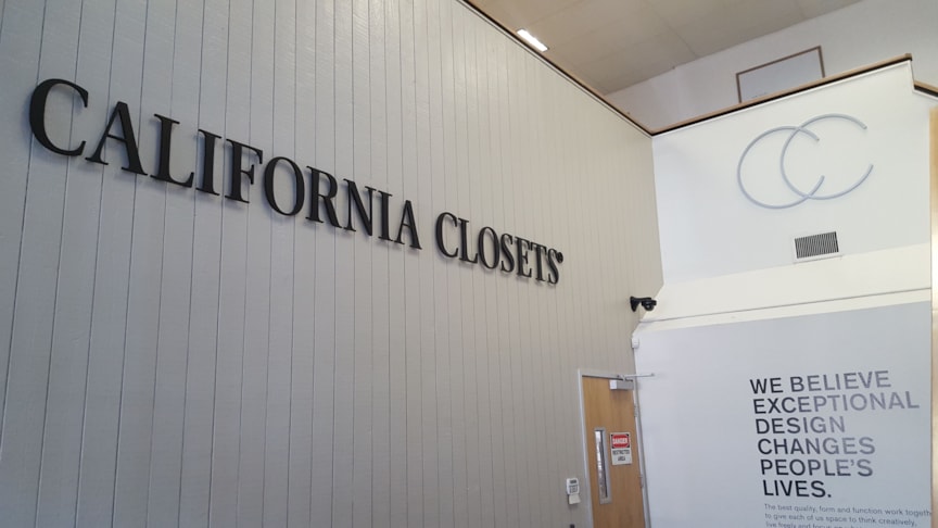 3D Signs & Dimensional Letters