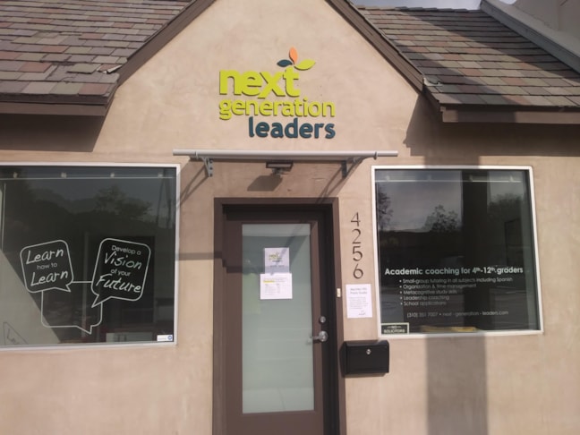 3D Signs & Dimensional Letters