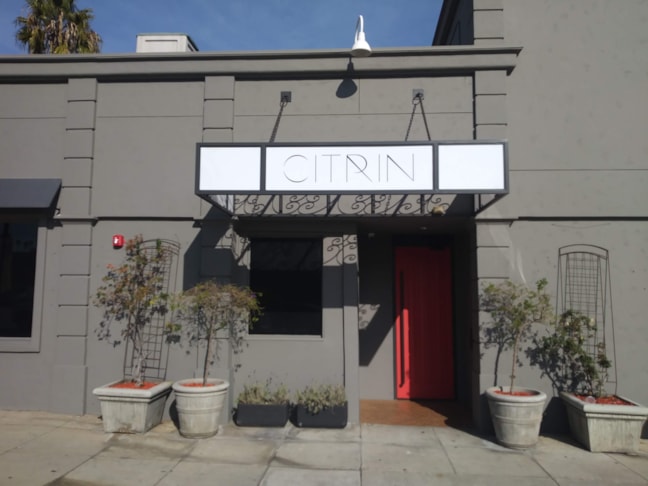 3D Signs & Dimensional Letters