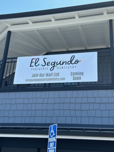 Fabric & Vinyl Outdoor Banners