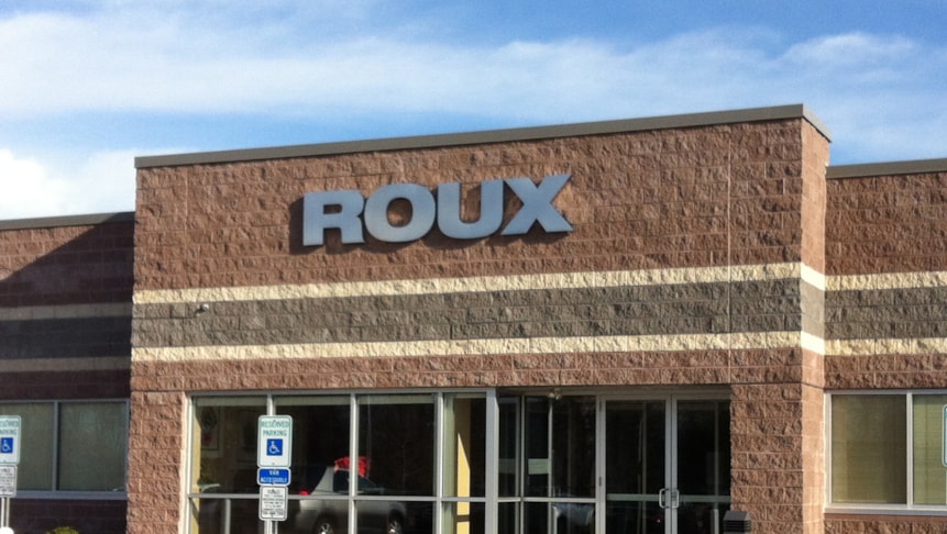 Dimensional Letters (Exterior)