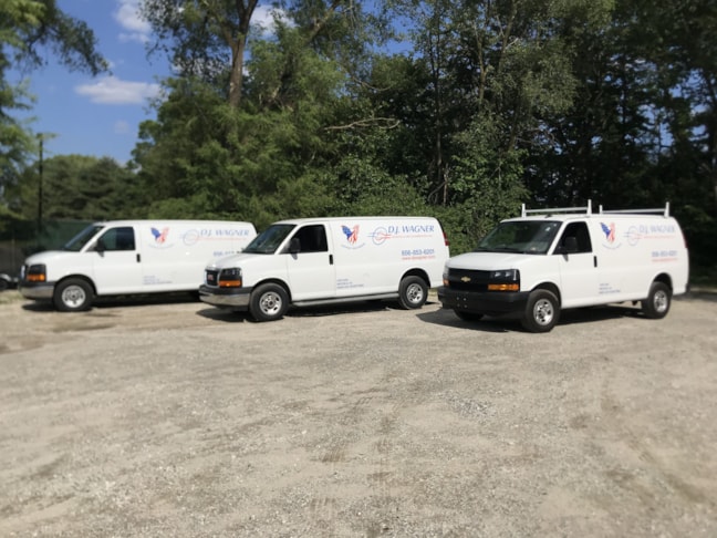 Custom Decals, Wraps & Lettering