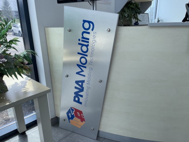 3D Signs & Dimensional Letters