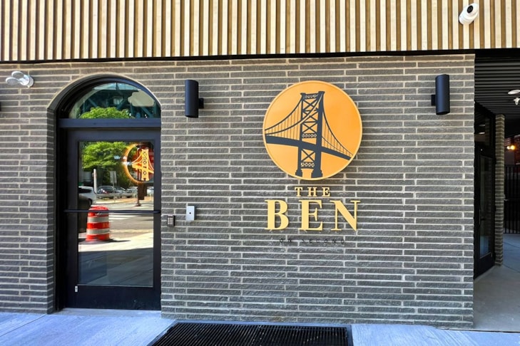 Edgelit and Backlit Signs | Hospitality & Lodging