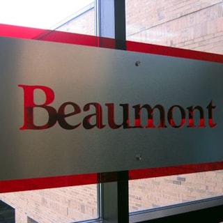 - Image360-Plymouth-MI-Acrylic-Beaumont-Healthcare