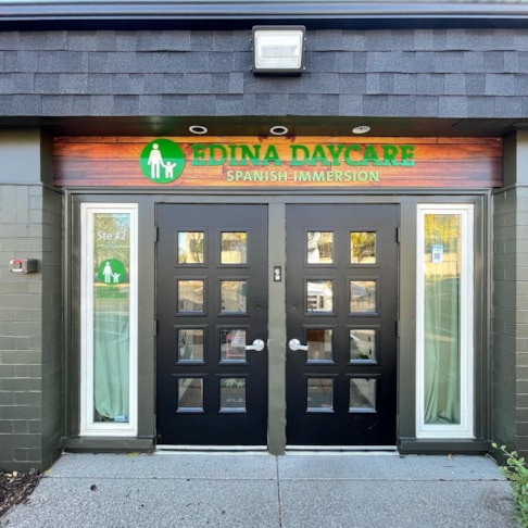 3D Signs & Dimensional Letters