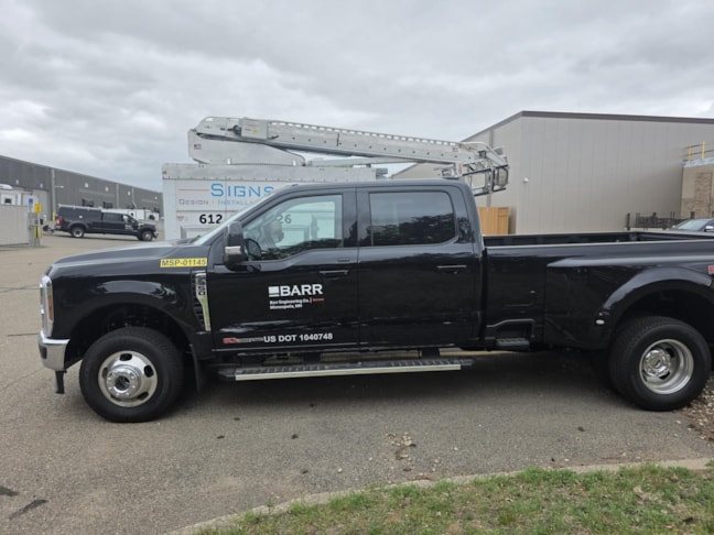 Vehicle Graphics & Lettering