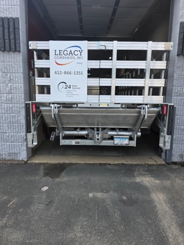 Vehicle Graphics & Lettering