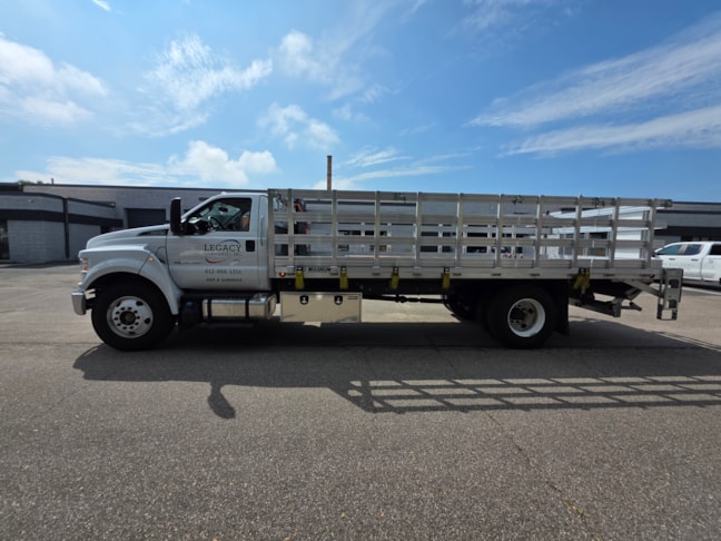 Vehicle Graphics & Lettering