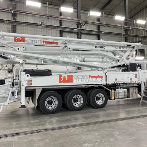 Vehicle Graphics & Lettering