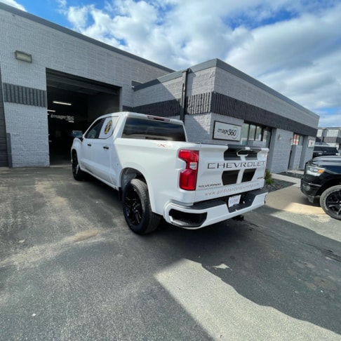 Vehicle Graphics & Lettering