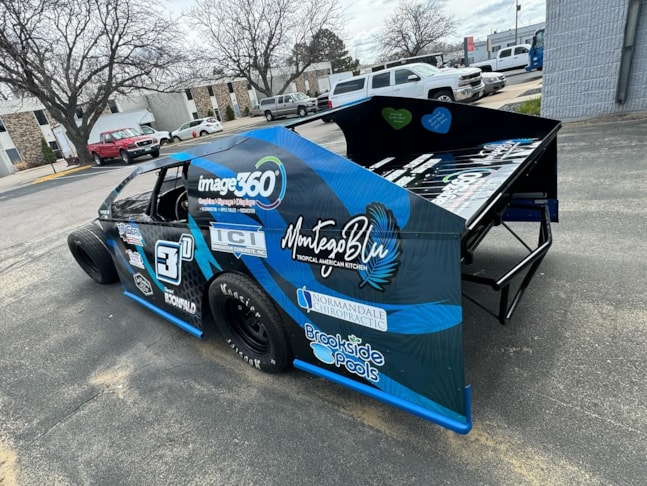 Vehicle Graphics & Lettering