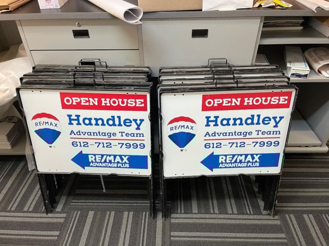 A-Frames & Sidewalk Signs