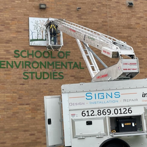 Custom Acrylic & Plastic Displays