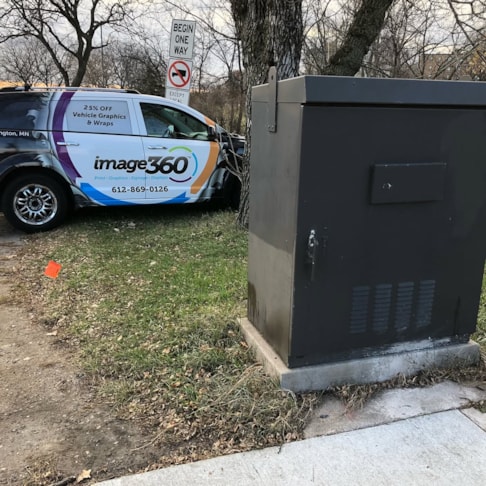 Custom Decals, Wraps & Lettering