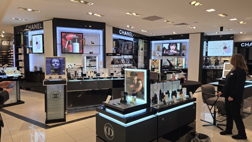 Wall Murals & Graphics