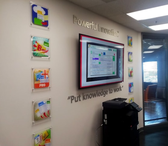 Custom Plastic & Acrylic Displays | Service & Trade Organizations