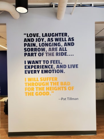 Wall Murals & Graphics