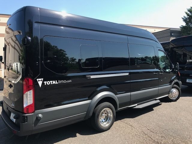 Vehicle Logo Graphics & Lettering