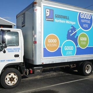 - Image360-FullVehicleWrap-NonProfits&Associations