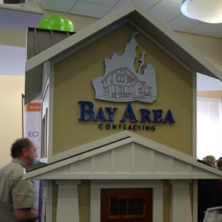 - Image360-Traverse-City-MI-Table-Top-Display-Bay-Area-Contracting