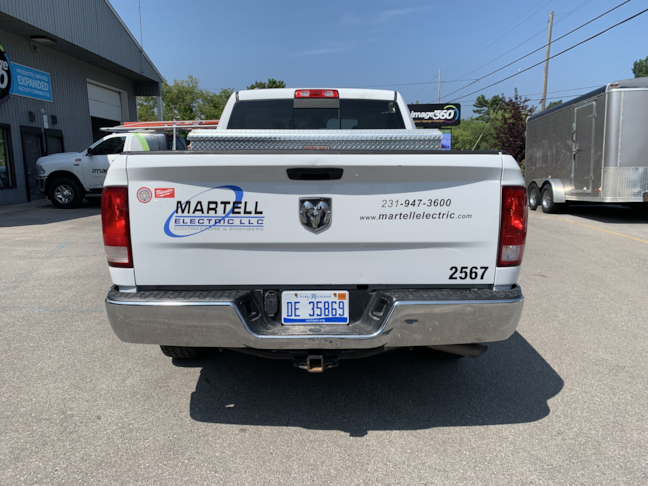 Vehicle Graphics & Lettering