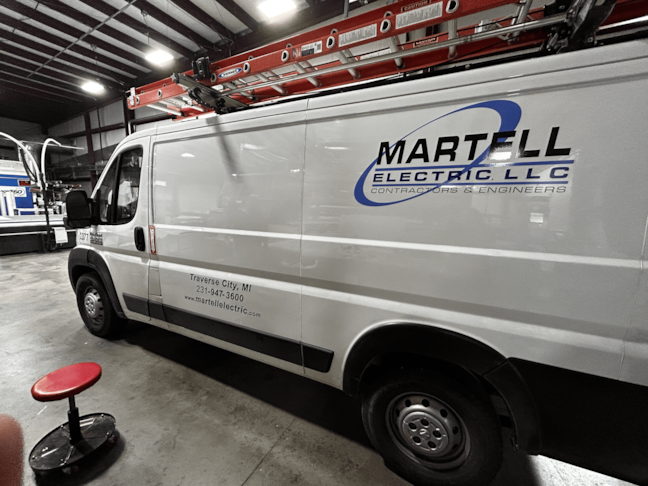 Vehicle Graphics & Lettering
