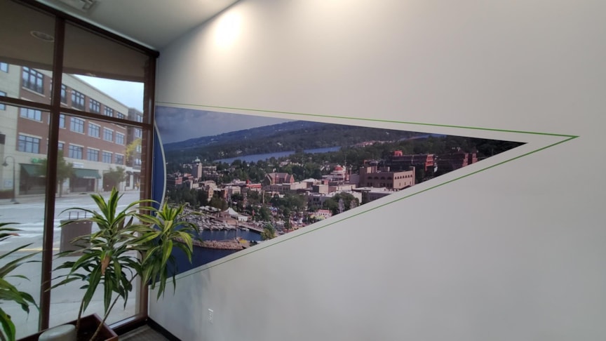 Custom Decals, Wraps & Lettering