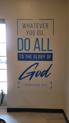 Custom Decals, Wraps & Lettering