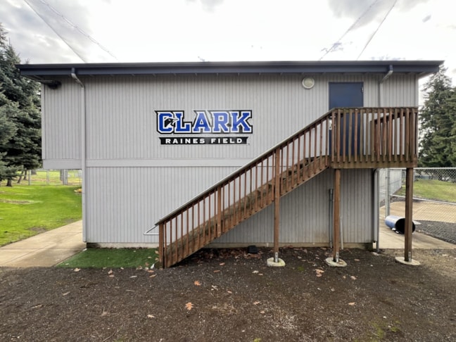 Metal Signs and Displays | School, College, & University Signs