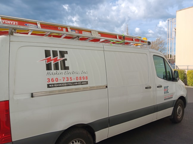 Vehicle Graphics & Lettering | Service and Trade Organizations