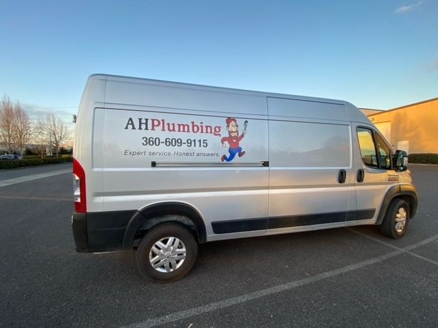 Vehicle Graphics & Lettering | Service and Trade Organizations