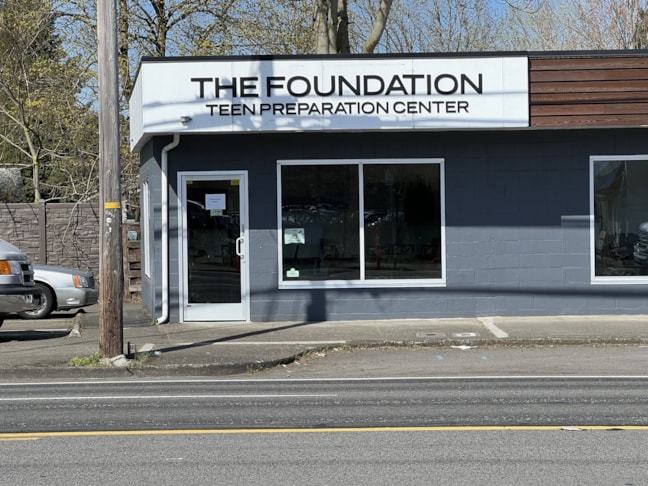 3D Signs & Dimensional Letters